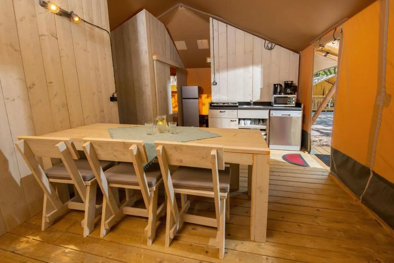 Campsite Glamping Tents - Camping Mon Perin Vacanceselect