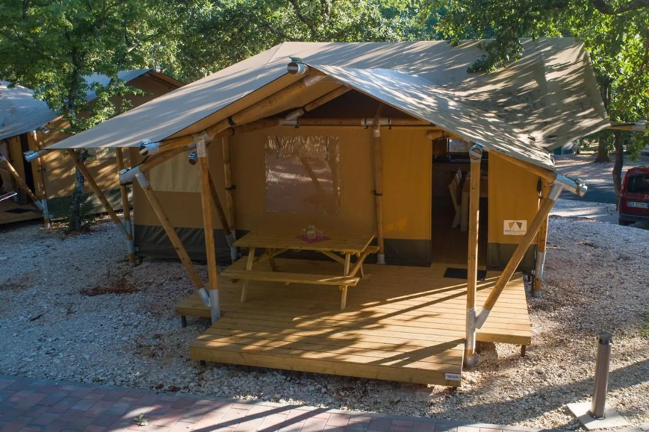 Glamping Tents - Camping Mon Perin Vacanceselect Campsite