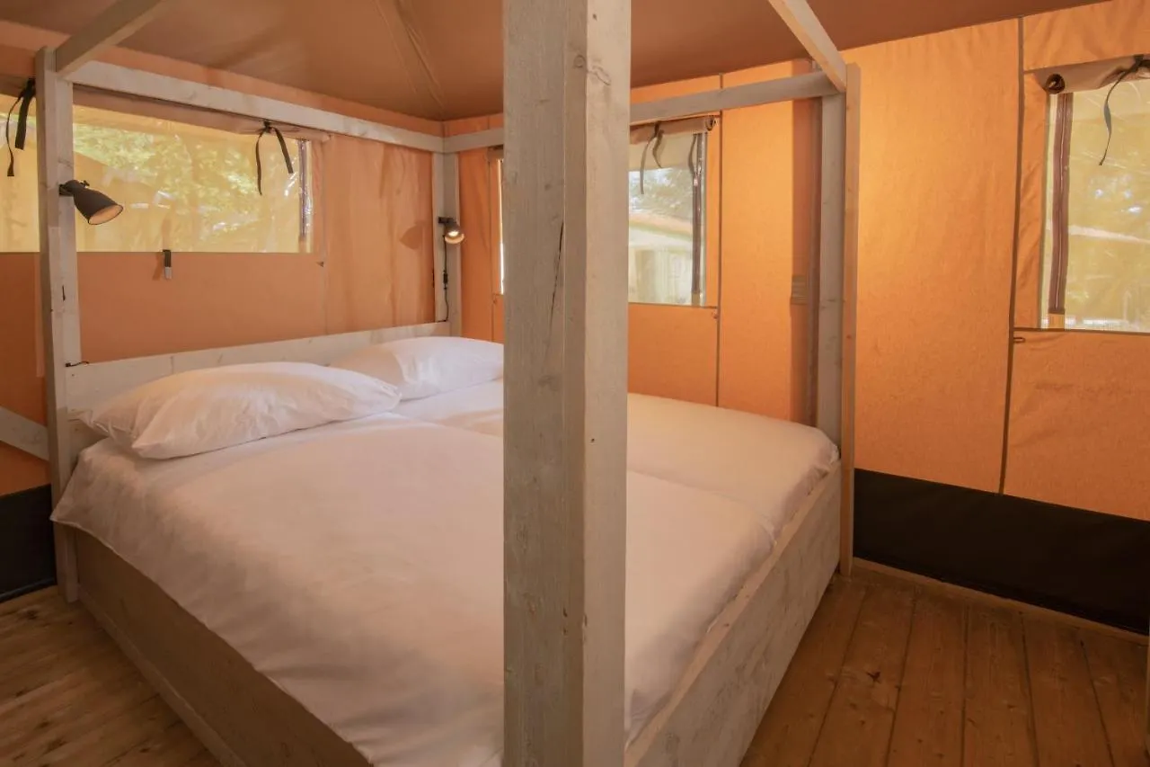 Glamping Tents - Camping Mon Perin Vacanceselect 0*, Bale